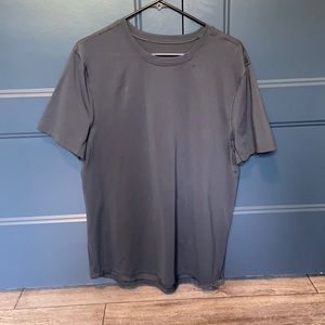 Lululemon Mens Tee- Size Lrg